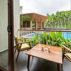Double Room Pool View